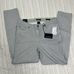 Stripped Skinny Pants